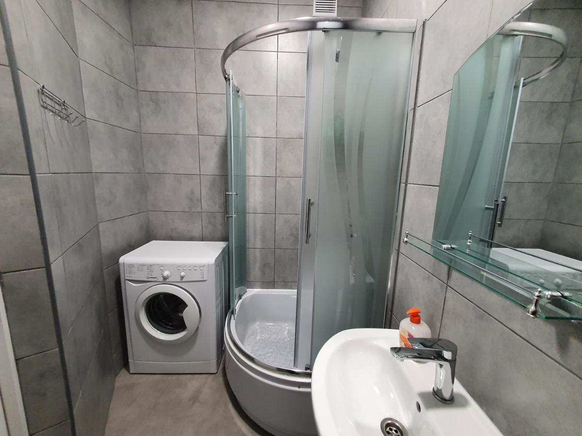 Park & Pedestrian Zone For4 *